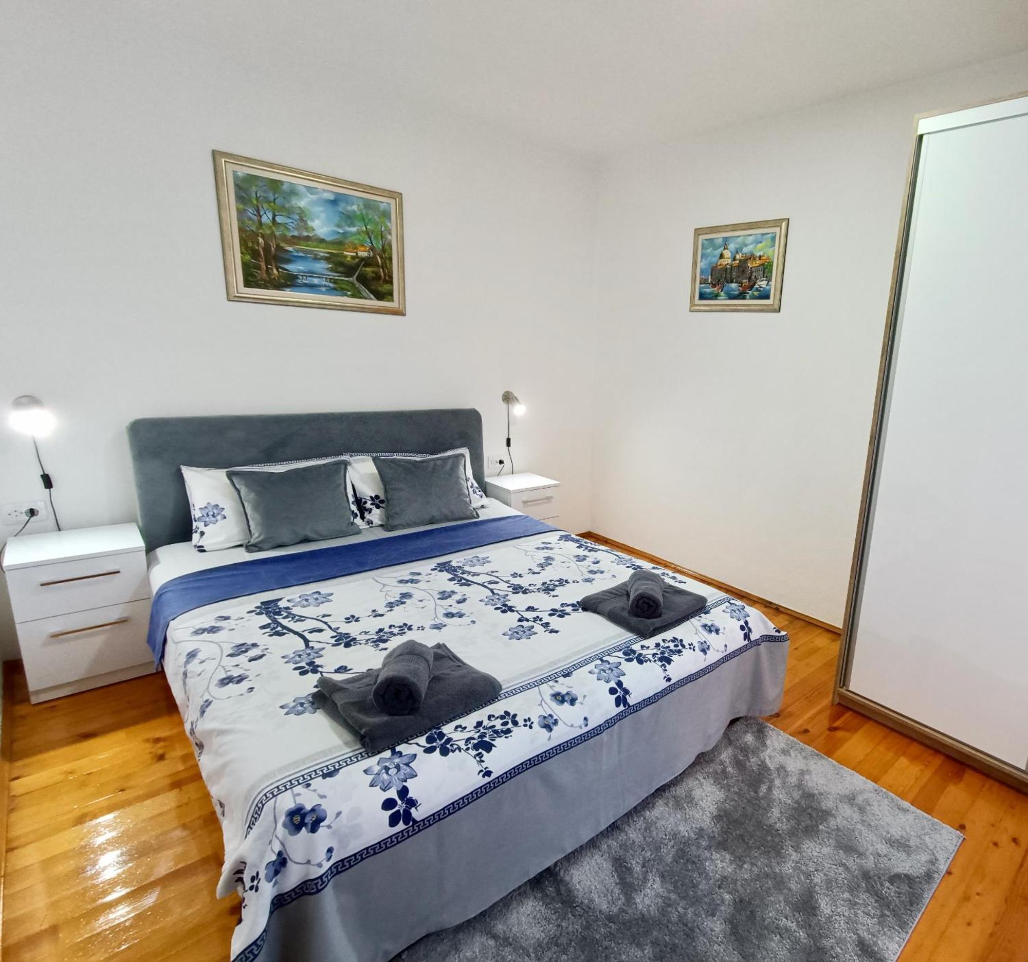 Entire House Floor - 2-Bedroom Cozy & Peaceful Apartment Podgoriçe Dış mekan fotoğraf